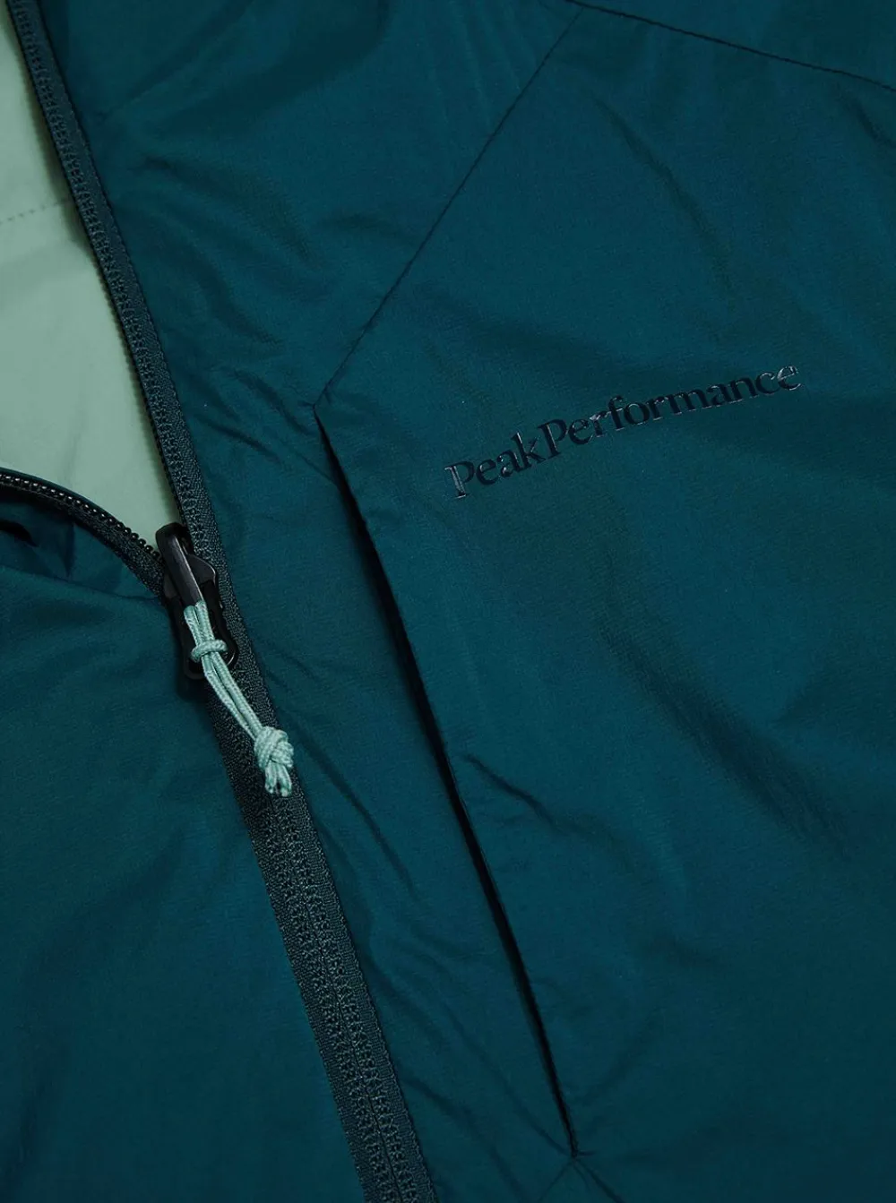 Online Peak Performance Freelight Reversible Hood Dam