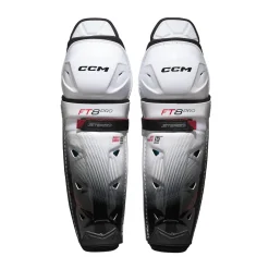 Clearance CCM FT8 Pro Benskydd Junior