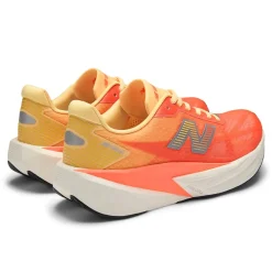 Allt Under Damskor|Allt Under Löpning | New Balance FuelCell Rebel v5 Dam
