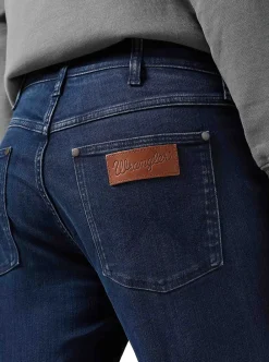 Jeans|Allt Under Nederdelar | Wrangler GREENSBORO WILD HORSE HERR