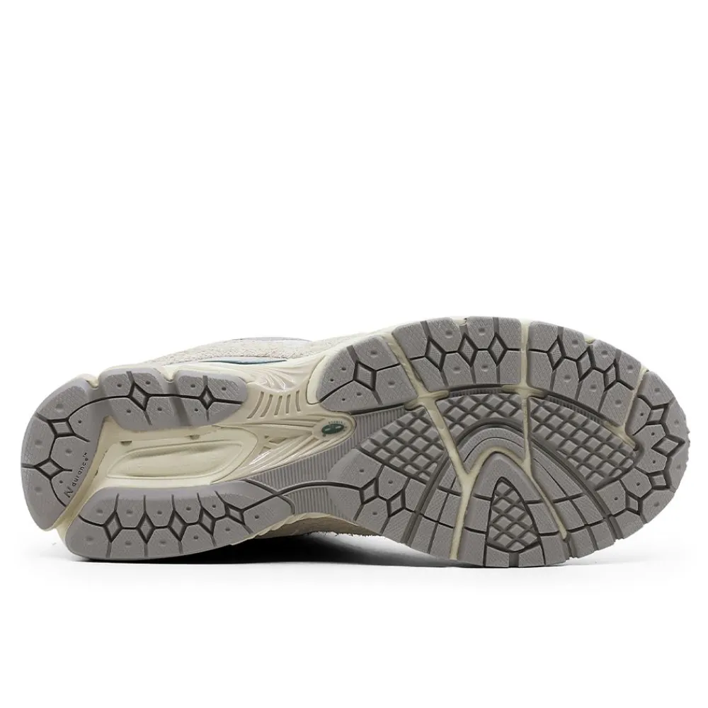 Allt Under Herrskor|Sneakers Herr | New Balance 2002R Herr