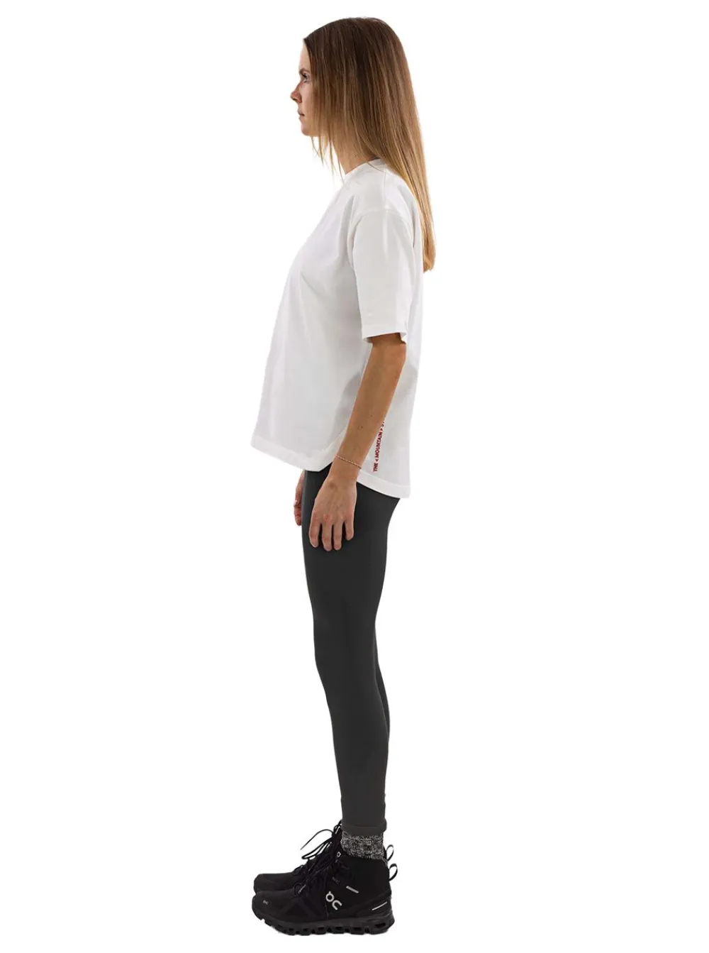 Allt Under Överdelar|T-Shirts & Linnen | The Mountain Studio ORIGINA T-HIRT DA