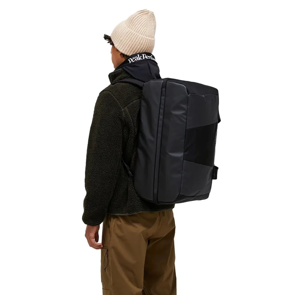 Väskor | Peak Performance Vertical Duffle